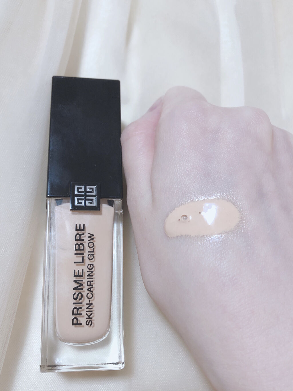 プリズム・リーブル・スキンケアリング・グロウ/GIVENCHY/リキッドファンデーションを使ったクチコミ（3枚目）