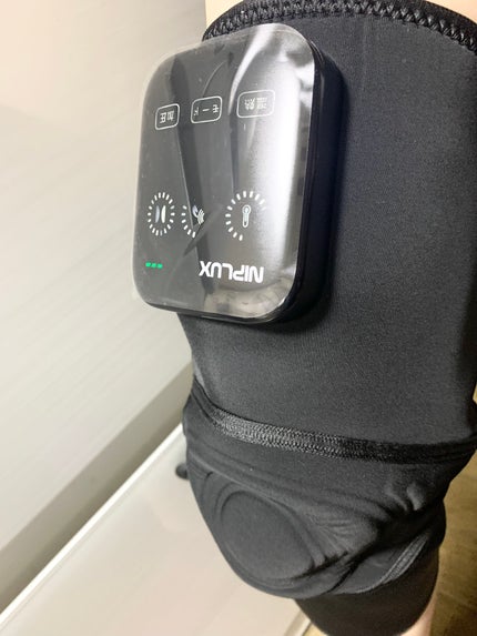 NIPLUX HIZAMOMINのクチコミ「私が大好きなnipluxのアイテムです✨
寒かったり、長時間立っていたりすると膝に違和感を感じ.....」(2枚目)