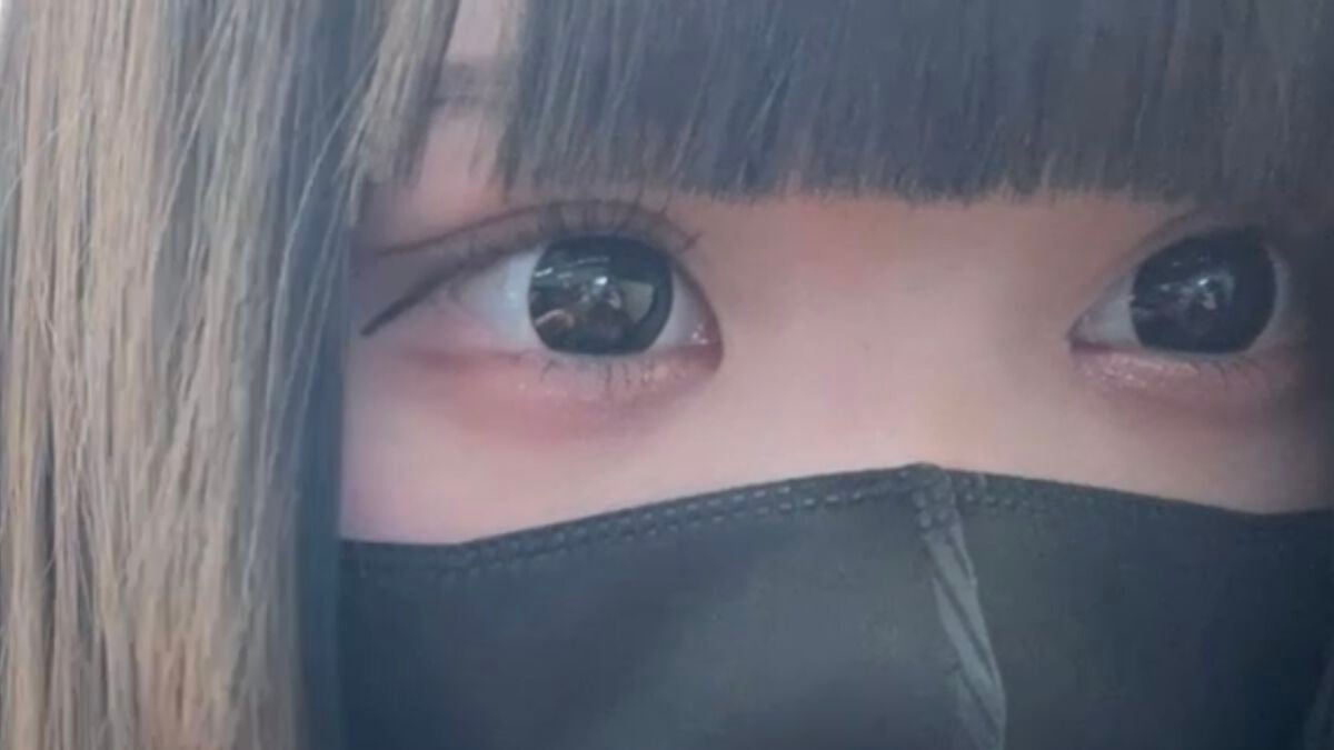 りな on LIPS 「ちょっとだけメイク変わりました✌🏻急降下アイラインをちょっと目..」(1枚目)