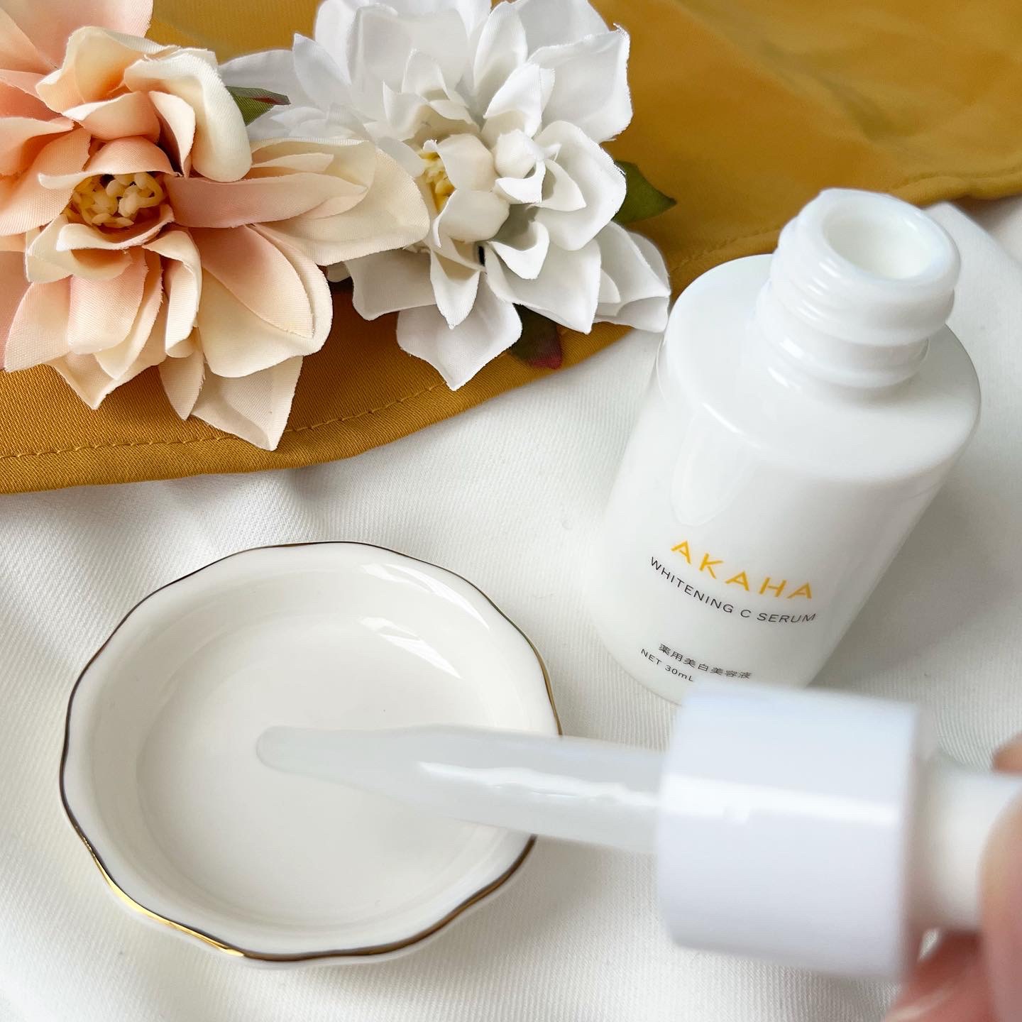 薬用ホワイトニング Cセラム/AKAHA/美容液を使ったクチコミ（3枚目）
