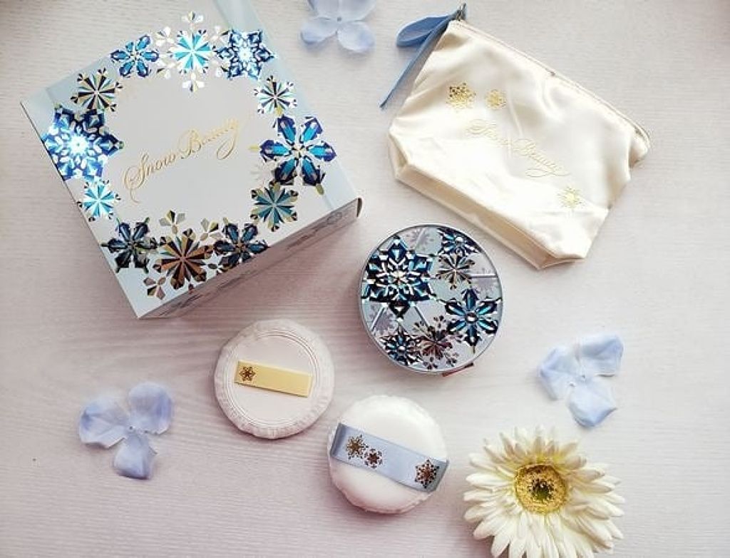 スノービューティー ホワイトニング ﻿ フェースパウダー 2019﻿/スノービューティー/プレストパウダーを使ったクチコミ（1枚目）