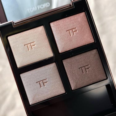 アイ カラー クォード 3A ヌード ディップ/TOM FORD BEAUTY/アイシャドウパレットを使ったクチコミ（2枚目）