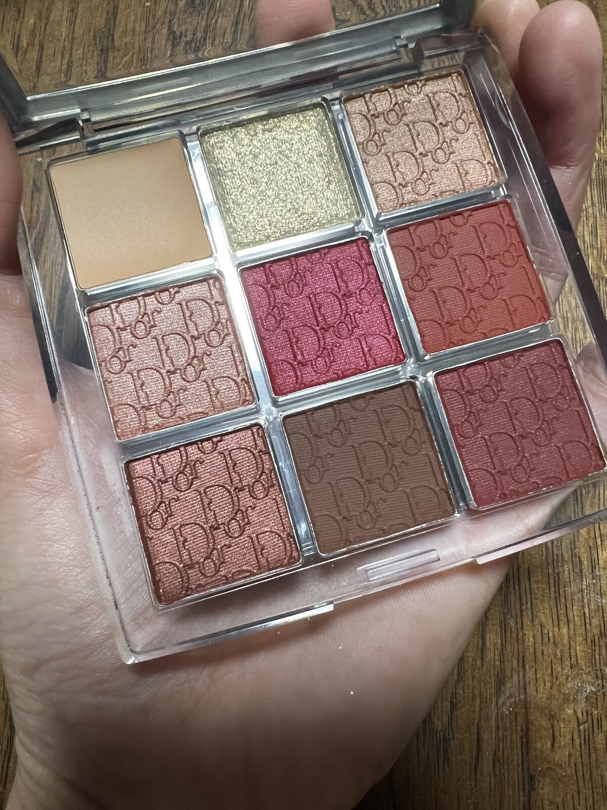 ディオール バックステージ アイ パレット/Dior/アイシャドウパレットを使ったクチコミ（2枚目）