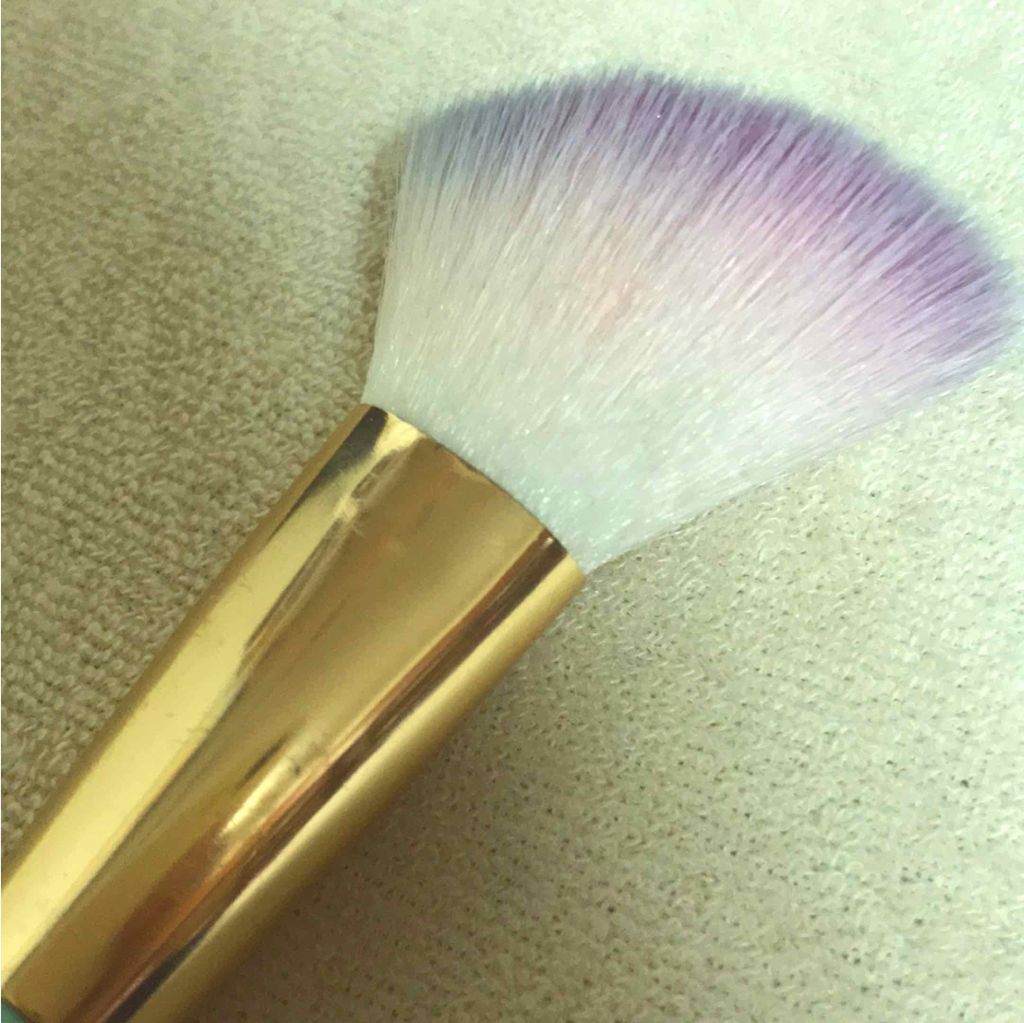 春姫 チークブラシ/DAISO/メイクブラシを使ったクチコミ（2枚目）