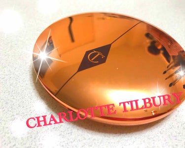 Charlotte Tilbury エアブラシフローレスフィニッシュのクチコミ「んもう！！こんなフィニッシングパウダー出会えないんじゃない？！

こんばんは、まめぴよです。
.....」（1枚目）