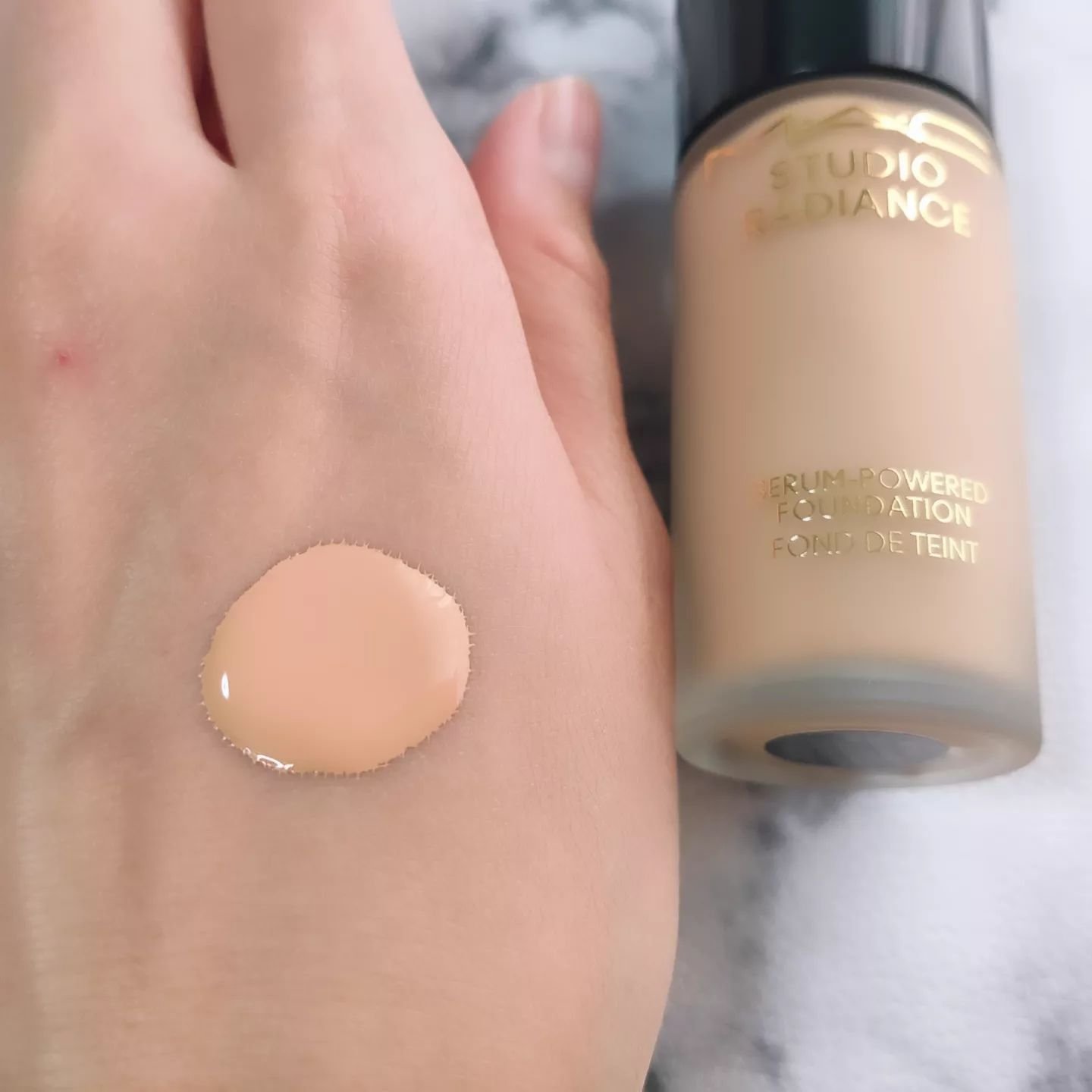 スタジオ ラディアンス セラム ファンデーション NC14.5/M・A・C/リキッドファンデーションを使ったクチコミ（3枚目）