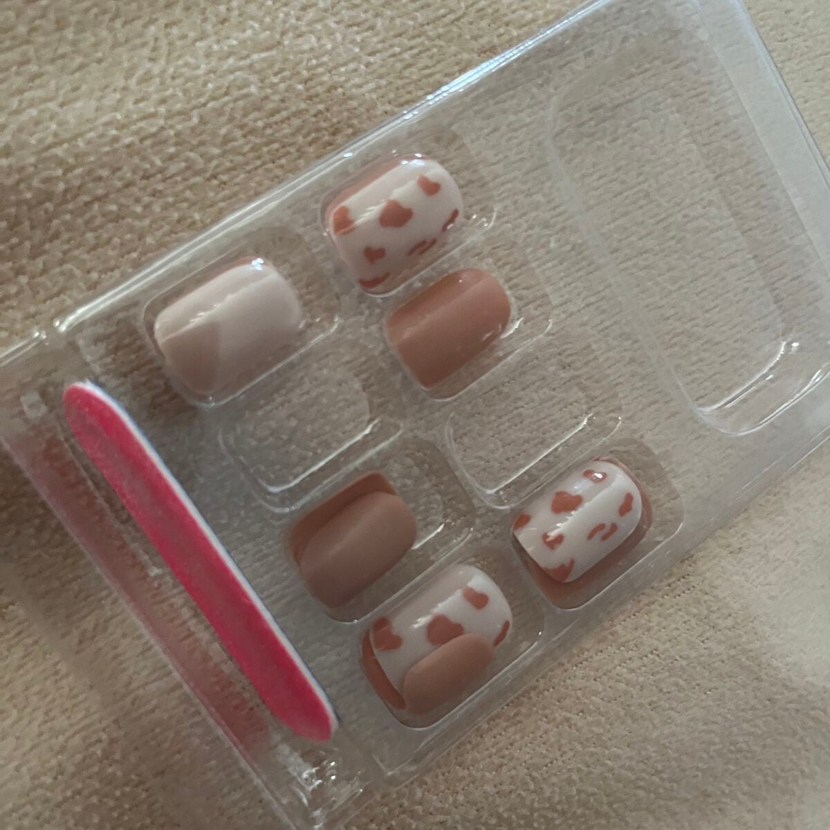 えもん on LIPS 「今回は〈SHEINネイルチップ〉を使用しました。初のネイルチッ..」(4枚目)