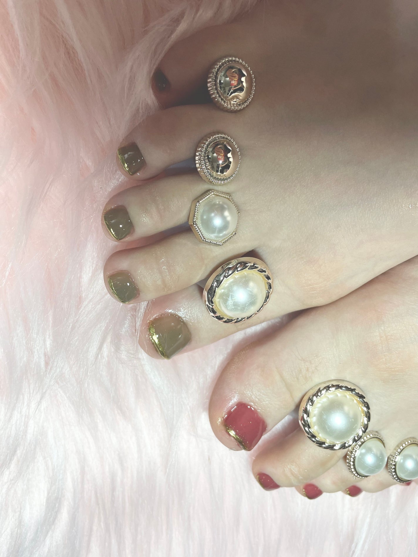 き り ん (°◻︎°) on LIPS 「ネイルタウン💅コラボジェル💫byLi'aBooのカラーでフット..」(5枚目)
