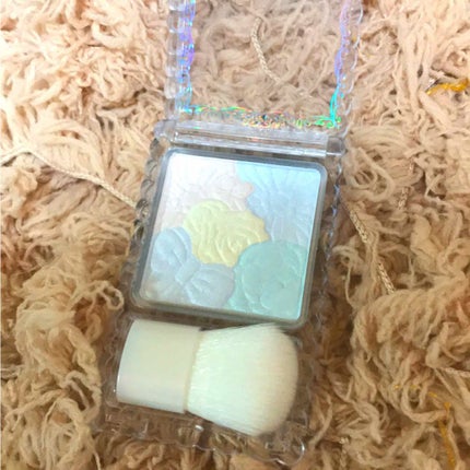 グロウフルールハイライター/キャンメイク/パウダーハイライトを使ったクチコミ(2枚目)