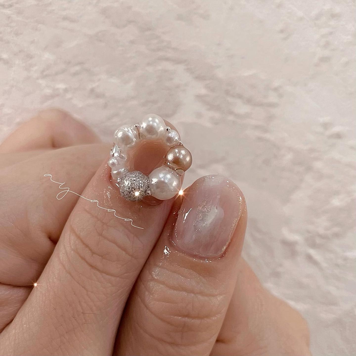 #クリスマスネイル,#リースネイル,#パールネイルのネイルデザイン