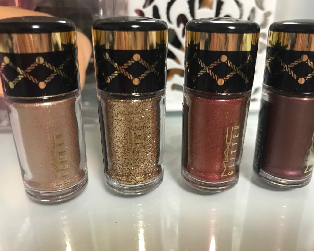 スノーボール アイ バッグ/スモーキー ゴールド 【ホリデーコレクション 2017】/M・A・C/メイクアップキットを使ったクチコミ(1枚目)