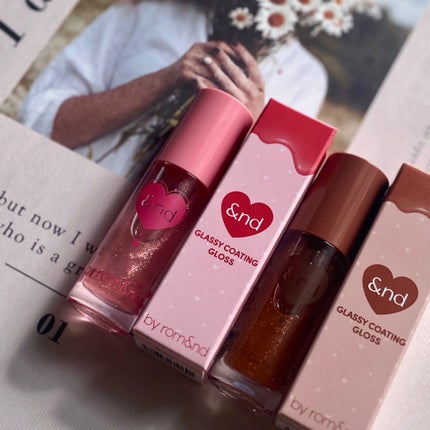 グラッシーコーティンググロス/&nd by rom&nd/リップグロスを使ったクチコミ(4枚目)