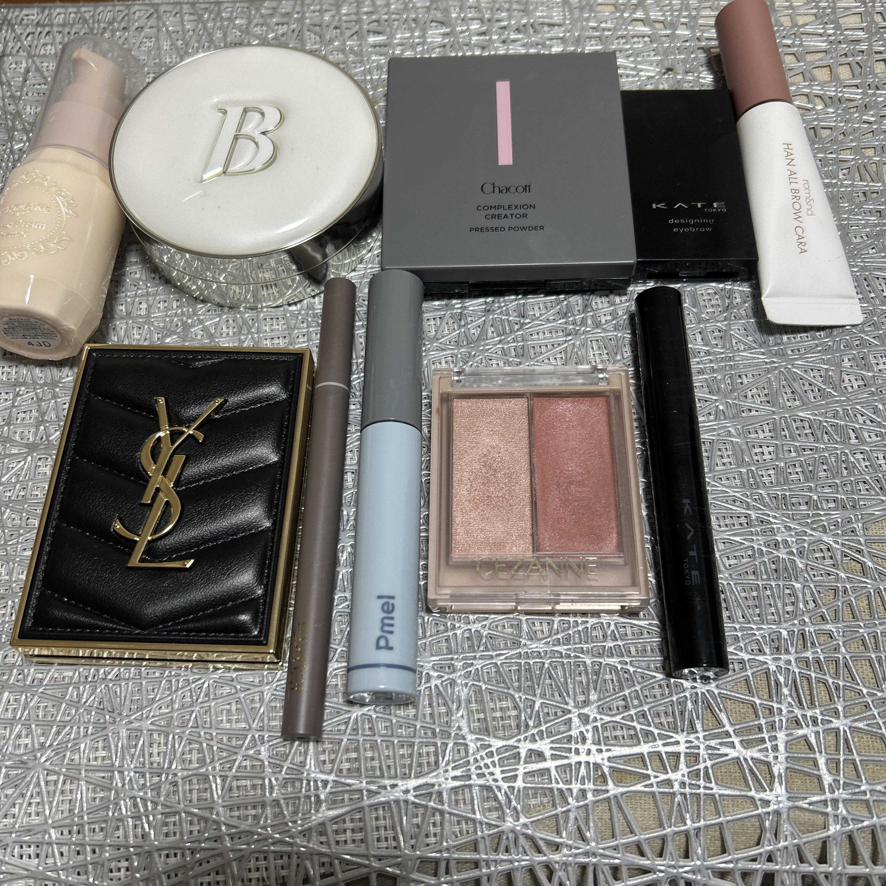 ケイト デザイニングアイブロウ3D/KATE/パウダーアイブロウを使ったクチコミ（1枚目）