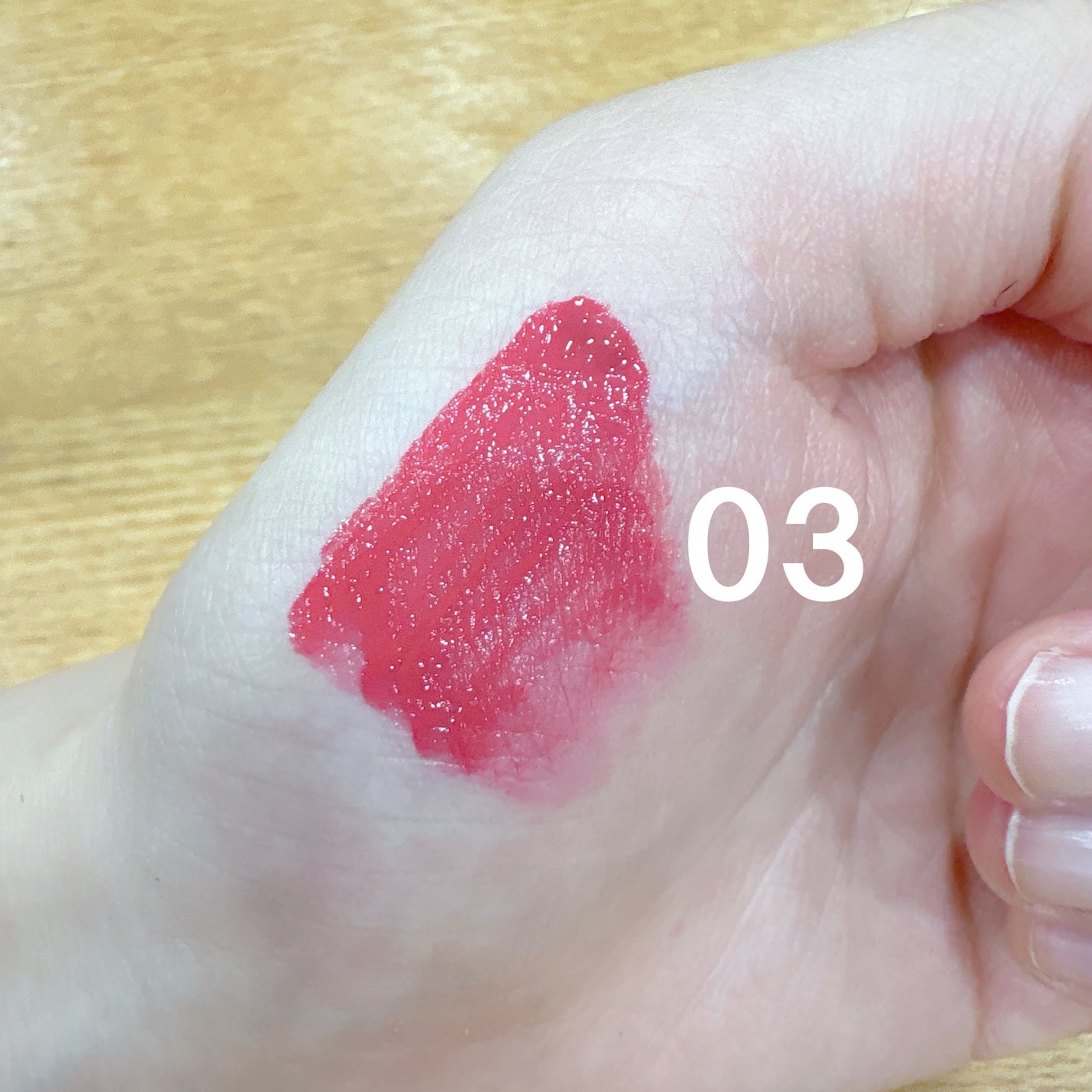 シティガールムードグロッシーティント/LADYBIZ/リップティントを使ったクチコミ(3枚目)