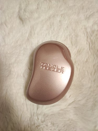 🤍TANGLE TEEZER　ザ・オリジナル ノーマル　シャンパンロゼ🤍

みんな使ってる？！ので気になってついに購入しましたー！


【使った商品】TANGLE TEEZERザ・オリジナル ノーマル
【商品の特徴】かわいい！特徴的な形。髪が絡まずさらさら梳かせるよ！
【良いところ】さらさらになる！
【イマイチなところ】大きくて収納にこまる、、🥲いい方法あればおしえてねー！
の画像 その0