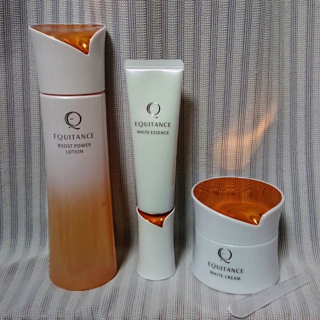 ホワイトエッセンスT/エクイタンス/美容液を使ったクチコミ(4枚目)