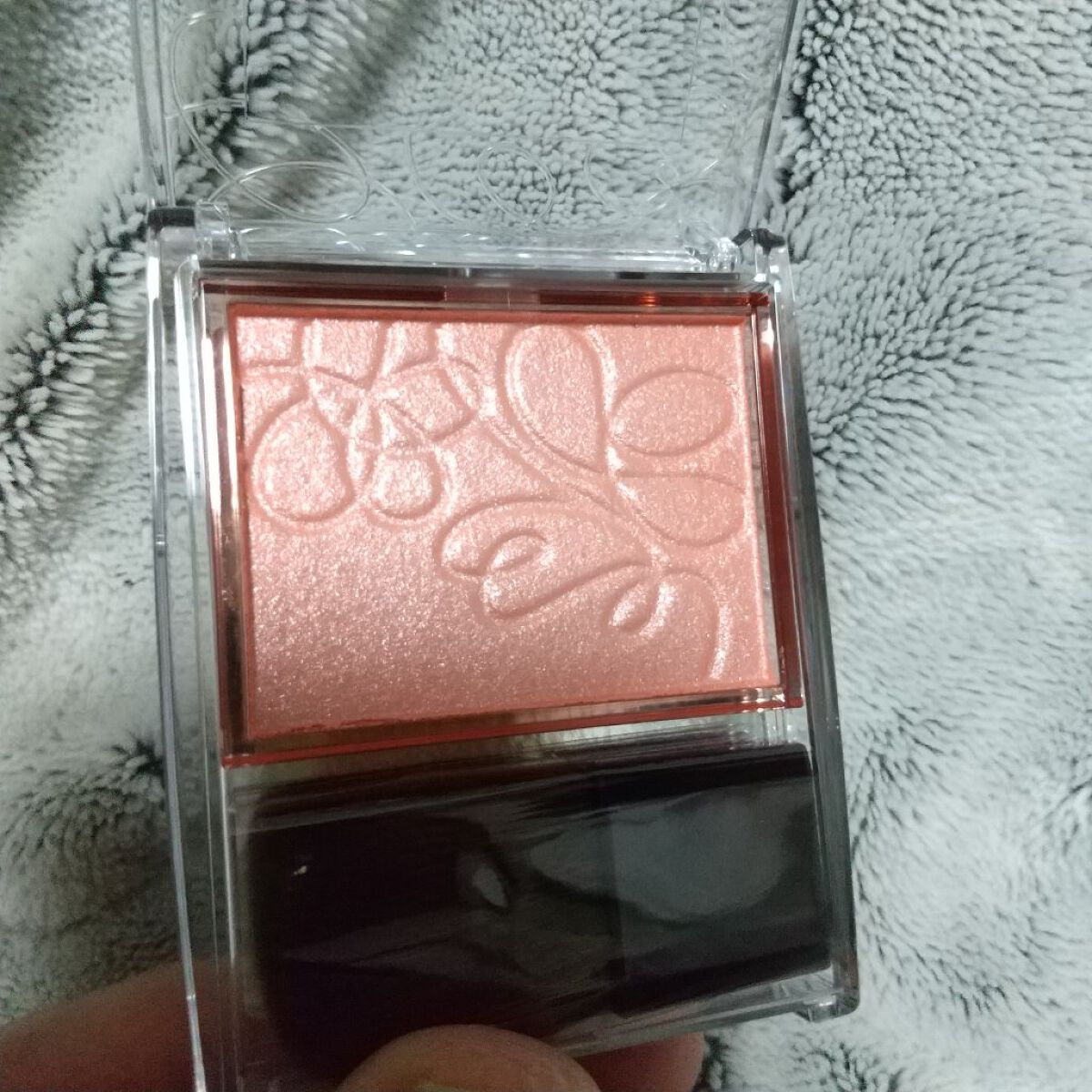 パールグロウニュアンサー/CEZANNE/パウダーハイライトを使ったクチコミ（3枚目）