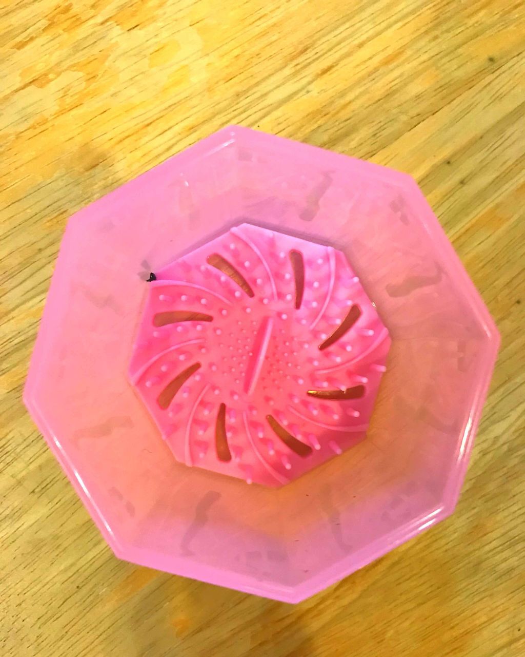 メイクブラシクリーナー/DAISO/その他化粧小物を使ったクチコミ(2枚目)