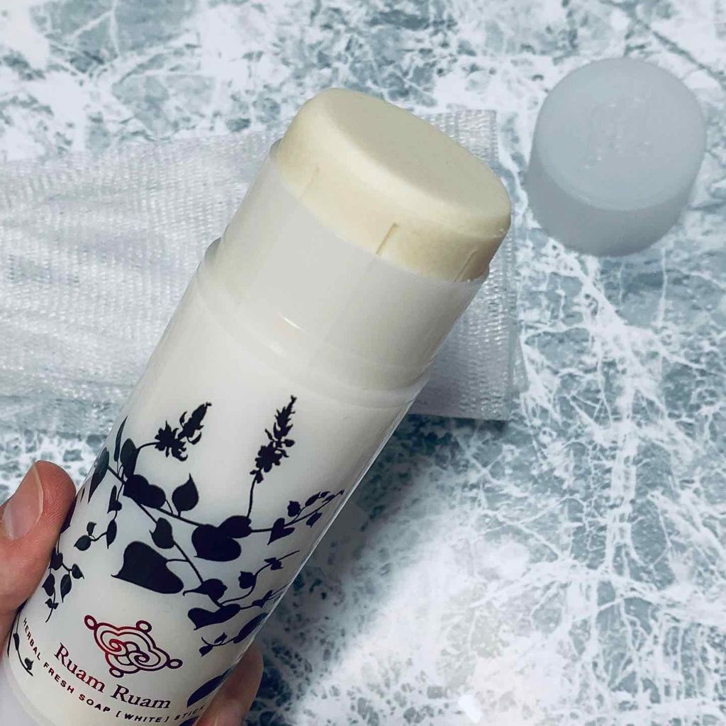 生せっけん スティック [ホワイト] オリジナル/Ruam Ruam/洗顔石鹸を使ったクチコミ（2枚目）