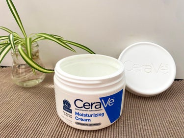 Moisturizing Cream/CeraVe/ボディクリームを使ったクチコミ（1枚目）