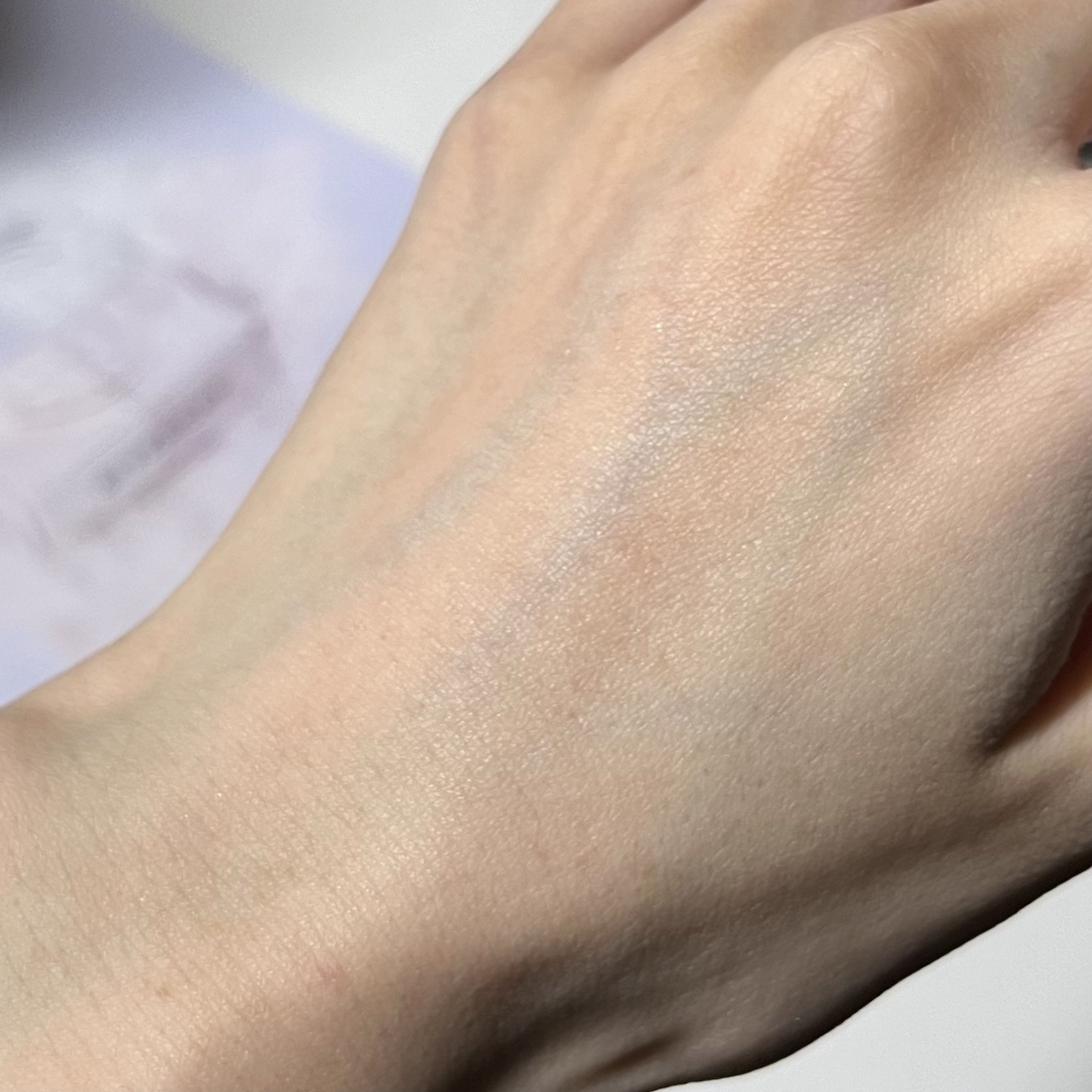 プリズム・リーブル/GIVENCHY/ルースパウダーを使ったクチコミ（3枚目）