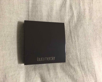 マットラディアンス ベイクドパウダー ハイライト01/ローラ メルシエ/パウダーハイライトを使ったクチコミ(1枚目)