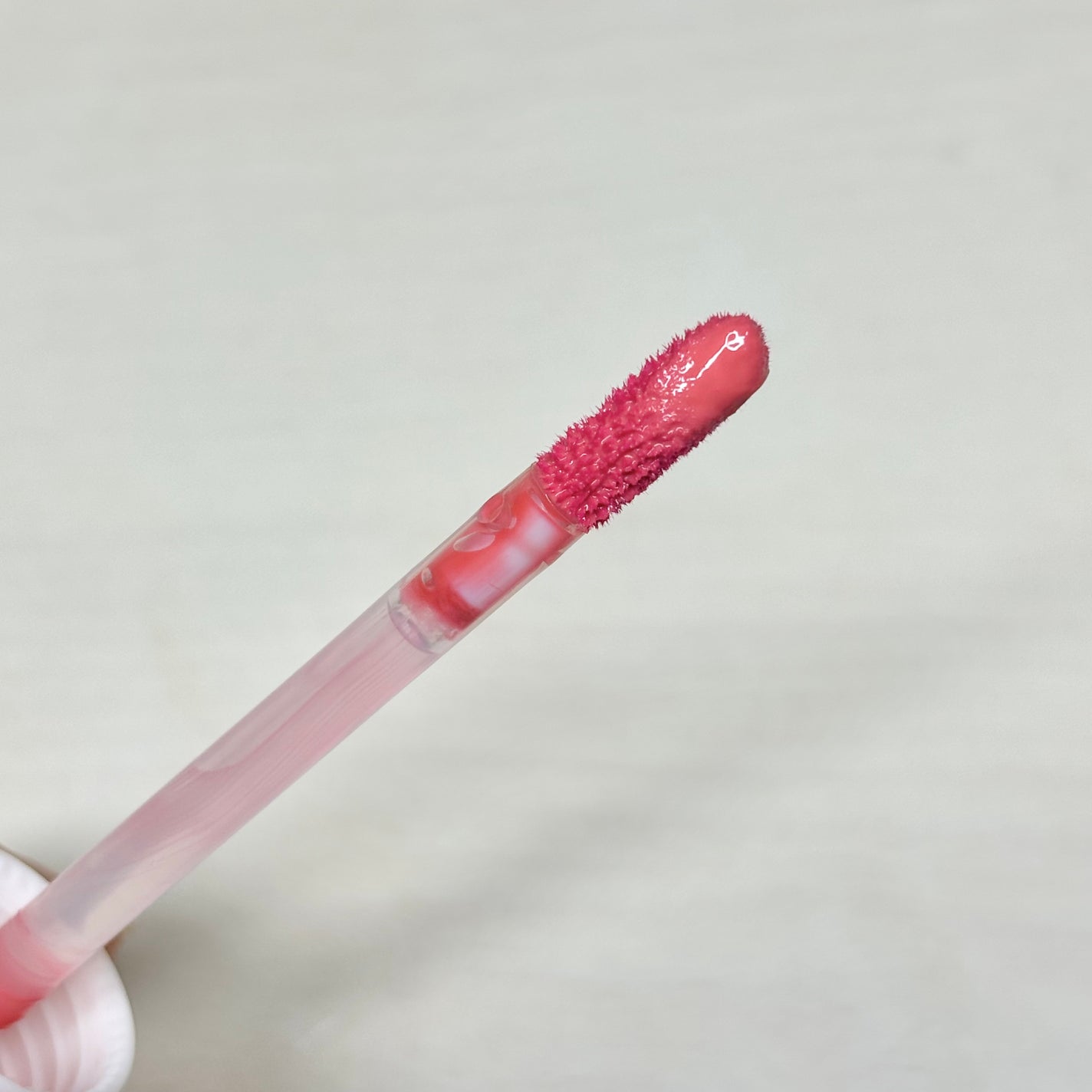 ジューシーラスティングティント/rom&nd/リップティントを使ったクチコミ(2枚目)