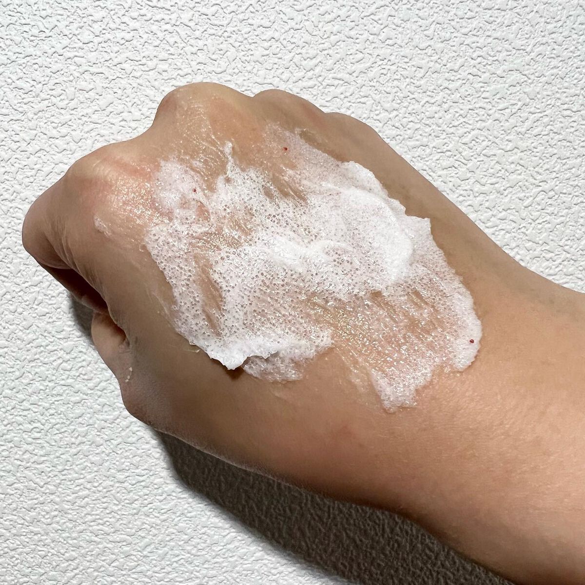 バストスクラブクリーム/yorumee/バストケア・ヒップケアを使ったクチコミ（2枚目）