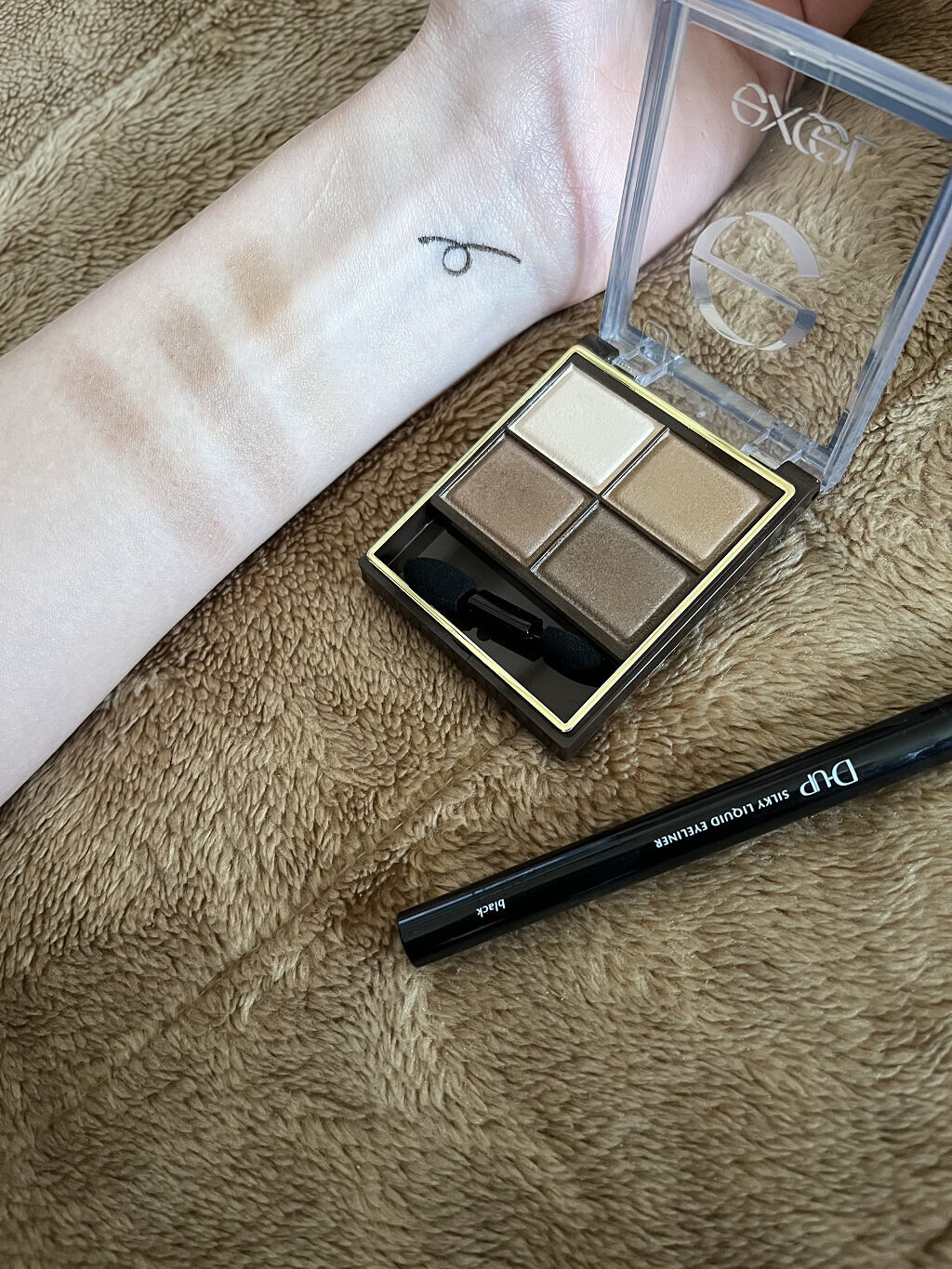 スキニーリッチシャドウ/excel/アイシャドウパレットを使ったクチコミ（2枚目）