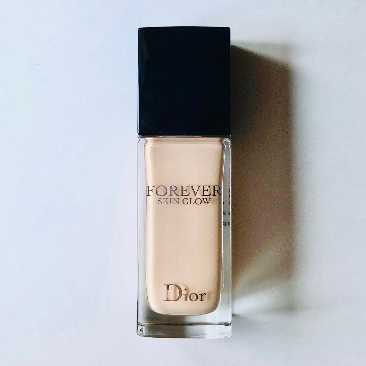 ディオールスキン フォーエヴァー フルイド グロウ/Dior/リキッドファンデーションを使ったクチコミ(1枚目)