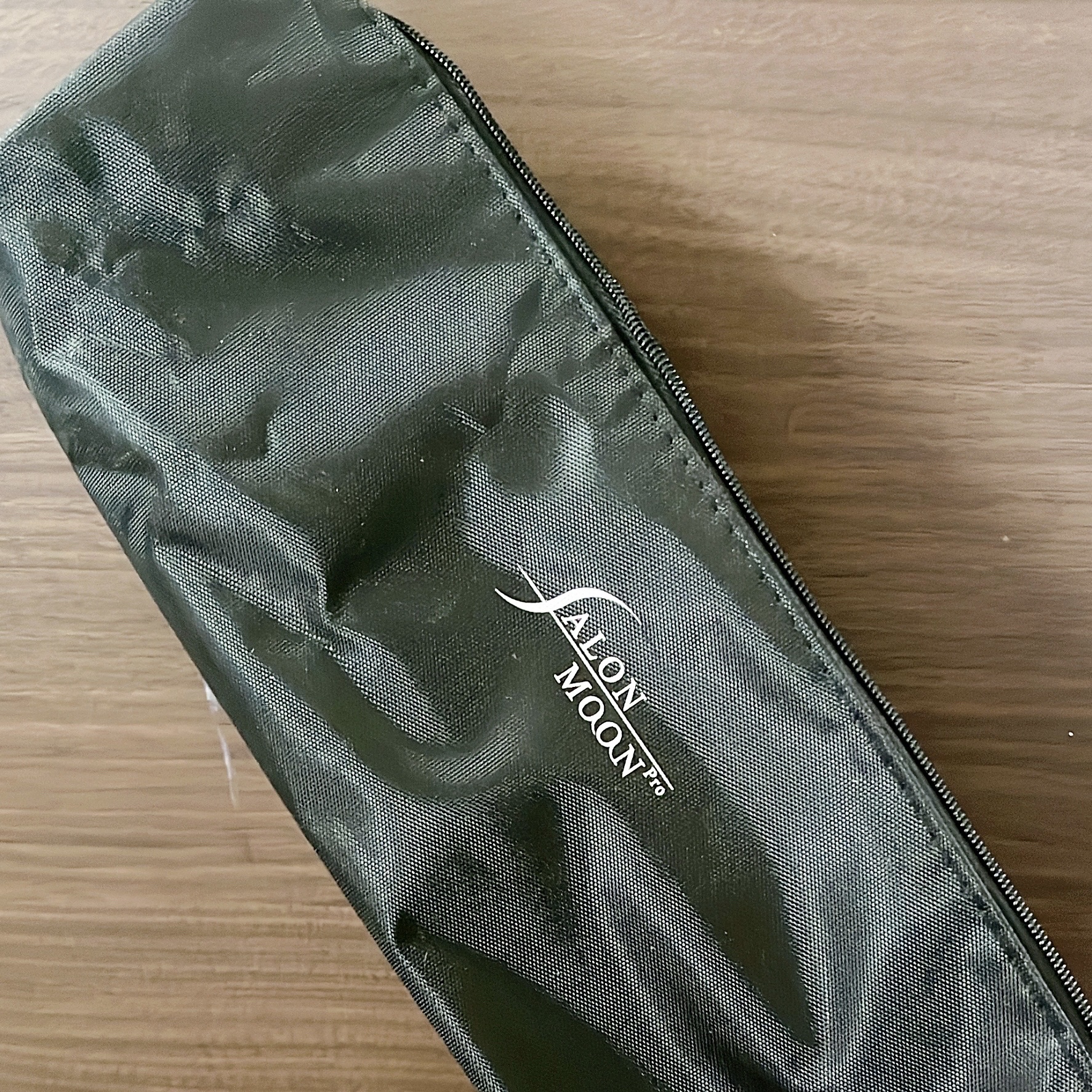 SALONMOON ミラーチタニウム ストレートヘアアイロン ミニSLM010のクチコミ「不器用さんにおすすめのちょうどいいサイズのストレートアイロン✨

SALONMOON
ミラーチ.....」（3枚目）