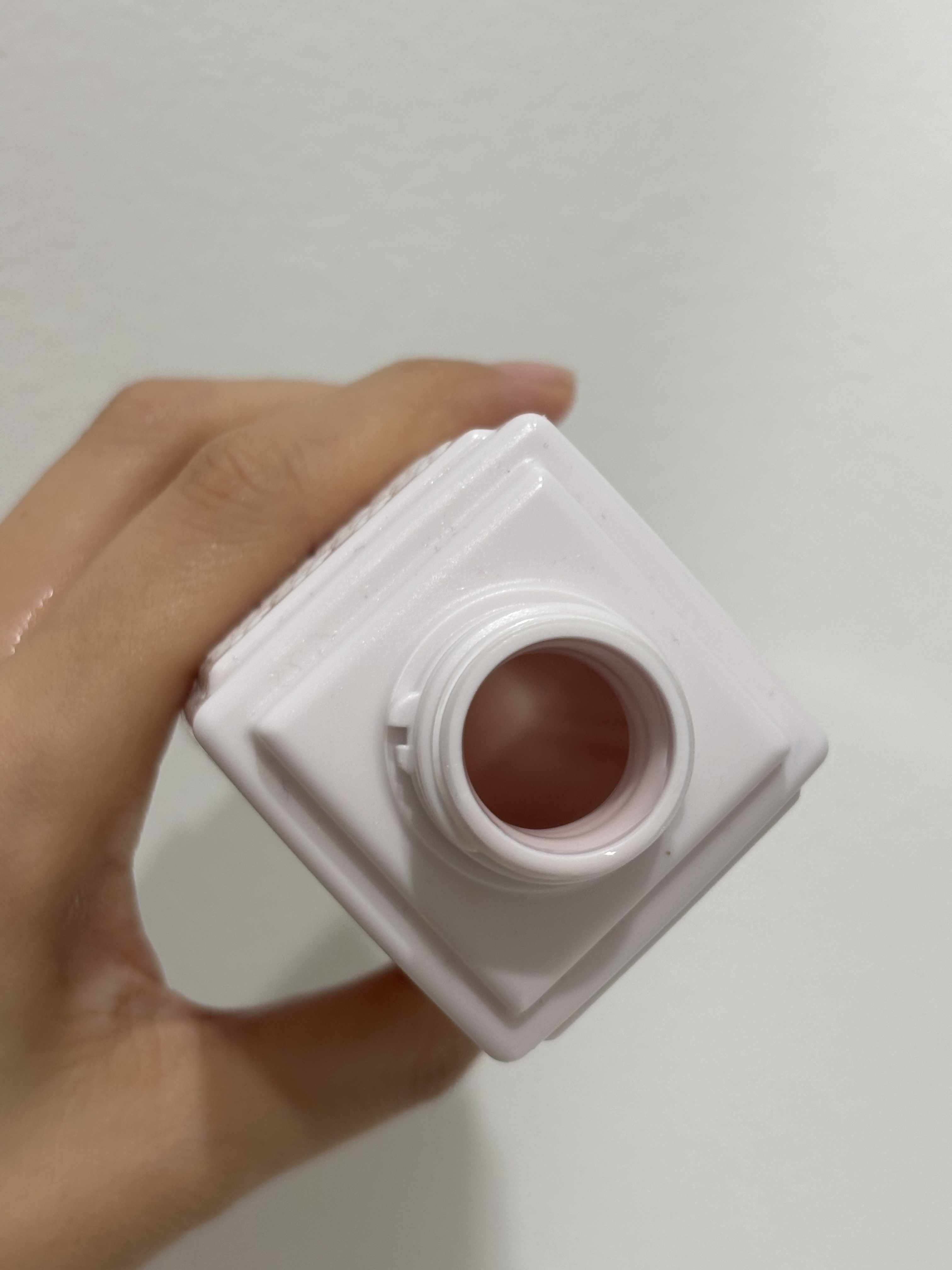 ジルスチュアート ボディミルク ストロベリー ショコララテ/JILL STUART/ボディミルクを使ったクチコミ（3枚目）