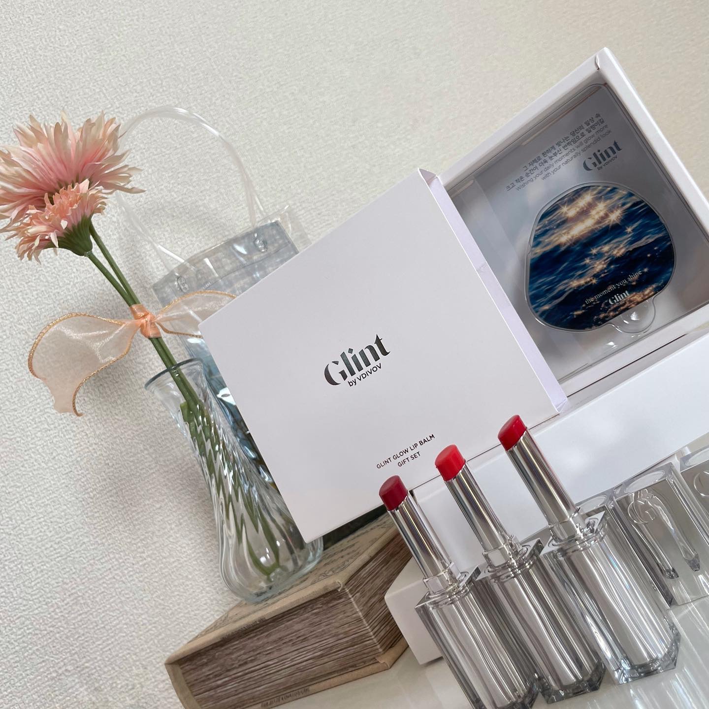 グローリップバームギフトセット Love From/Glint/メイクアップキットを使ったクチコミ（2枚目）