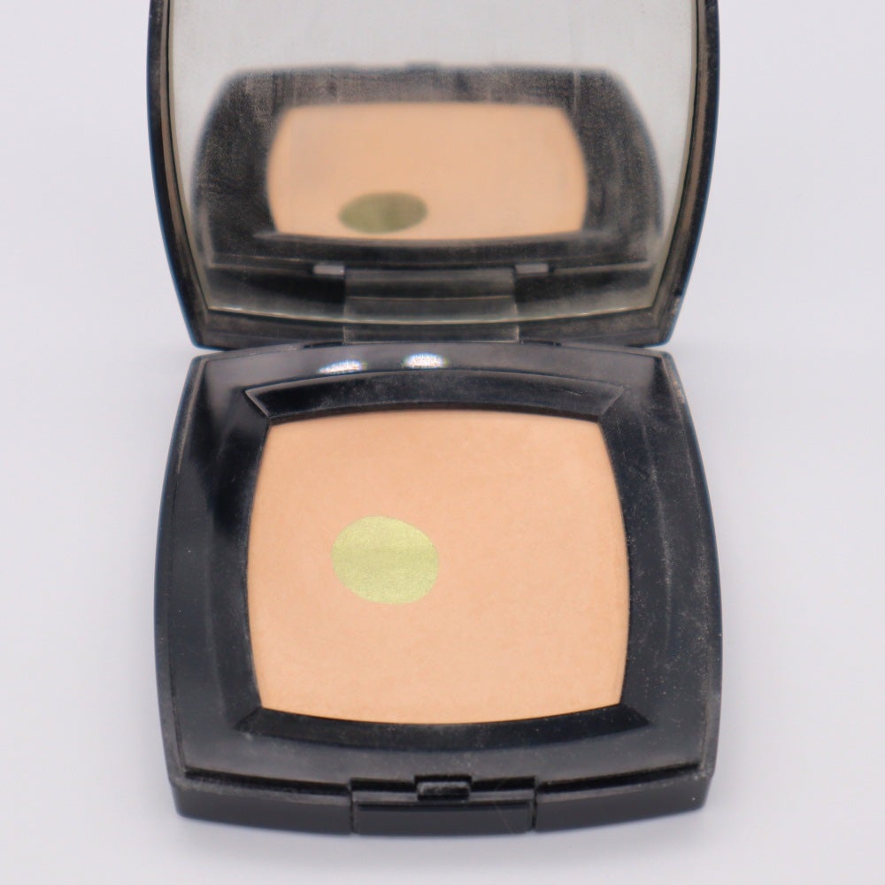 プードゥル ユニヴェルセル コンパクト/CHANEL/プレストパウダーを使ったクチコミ(1枚目)