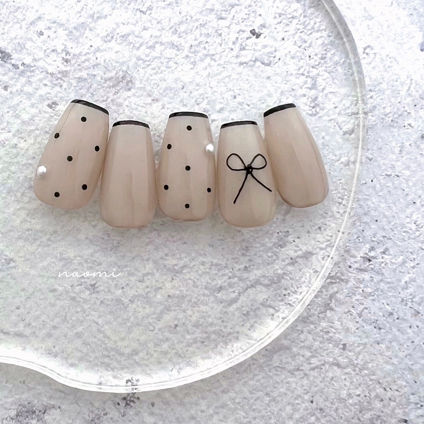 #リボンネイル,#ドットネイル,#ワイヤーネイル,#ワイヤーリボンネイル,#スキニーフレンチネイル,#スクエアネイル,#パールネイル,#春ネイル,#バレンタインネイル,#大人可愛いネイル,#クリスマスネイルのネイルデザイン