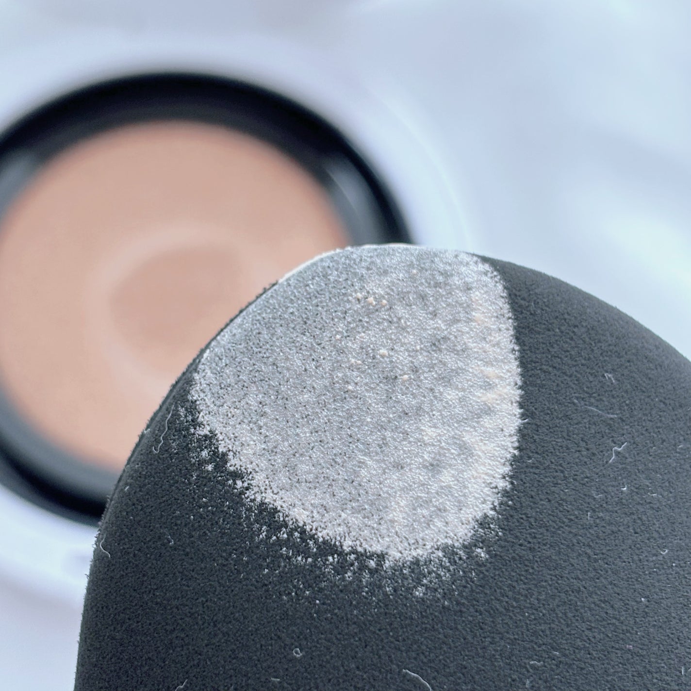 NARS ライトリフレクティング セラムクッション ファンデーション/NARS/クッションファンデーションを使ったクチコミ(5枚目)