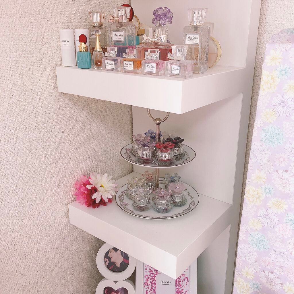 maki on LIPS 「私のコスメ収納をご紹介させていただきます💕かなりごちゃごちゃで..」(2枚目)