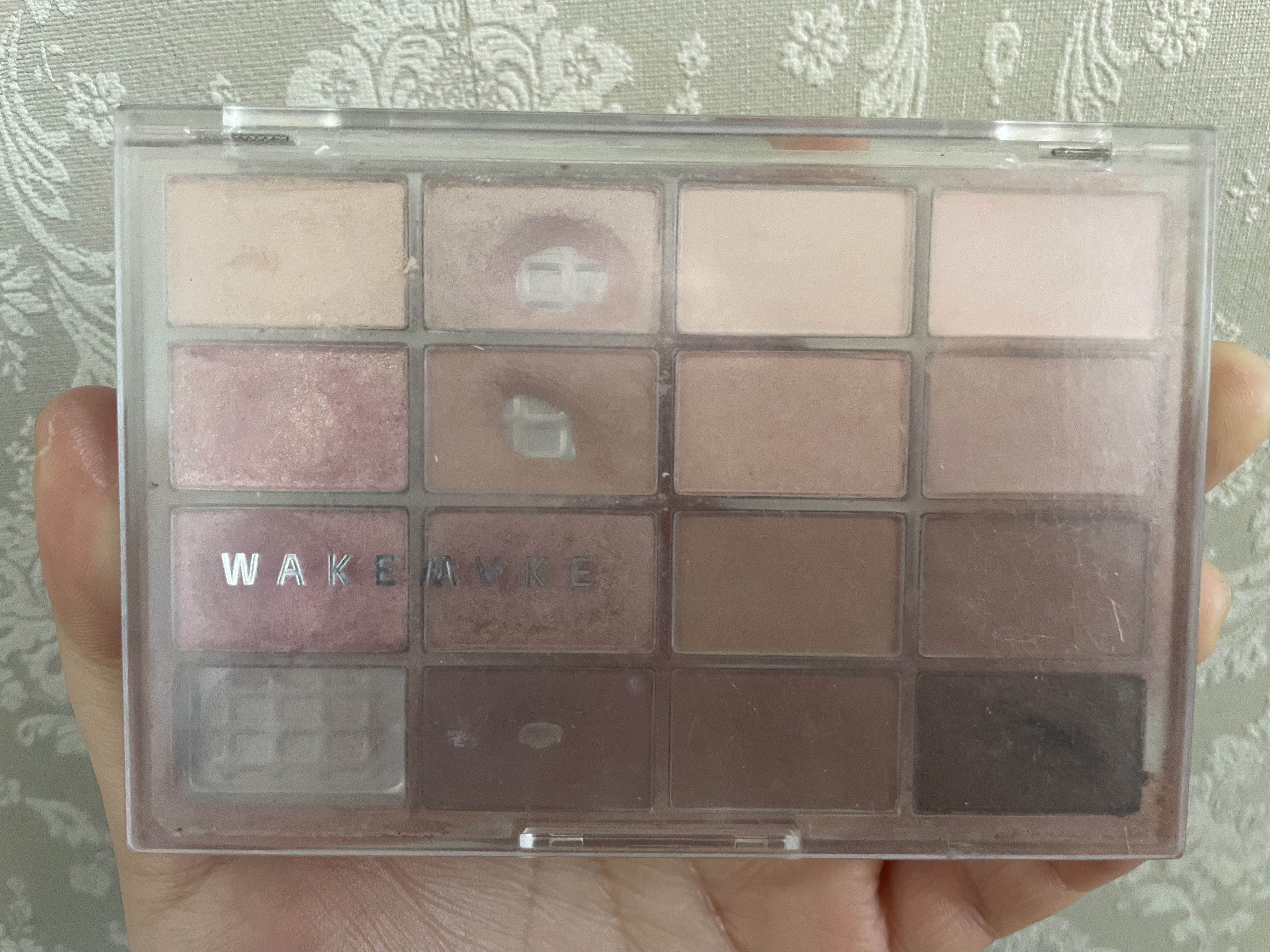 ソフトブラーリングアイパレット 02.ライブリーブラーリング/wakemake/アイシャドウパレットを使ったクチコミ（1枚目）