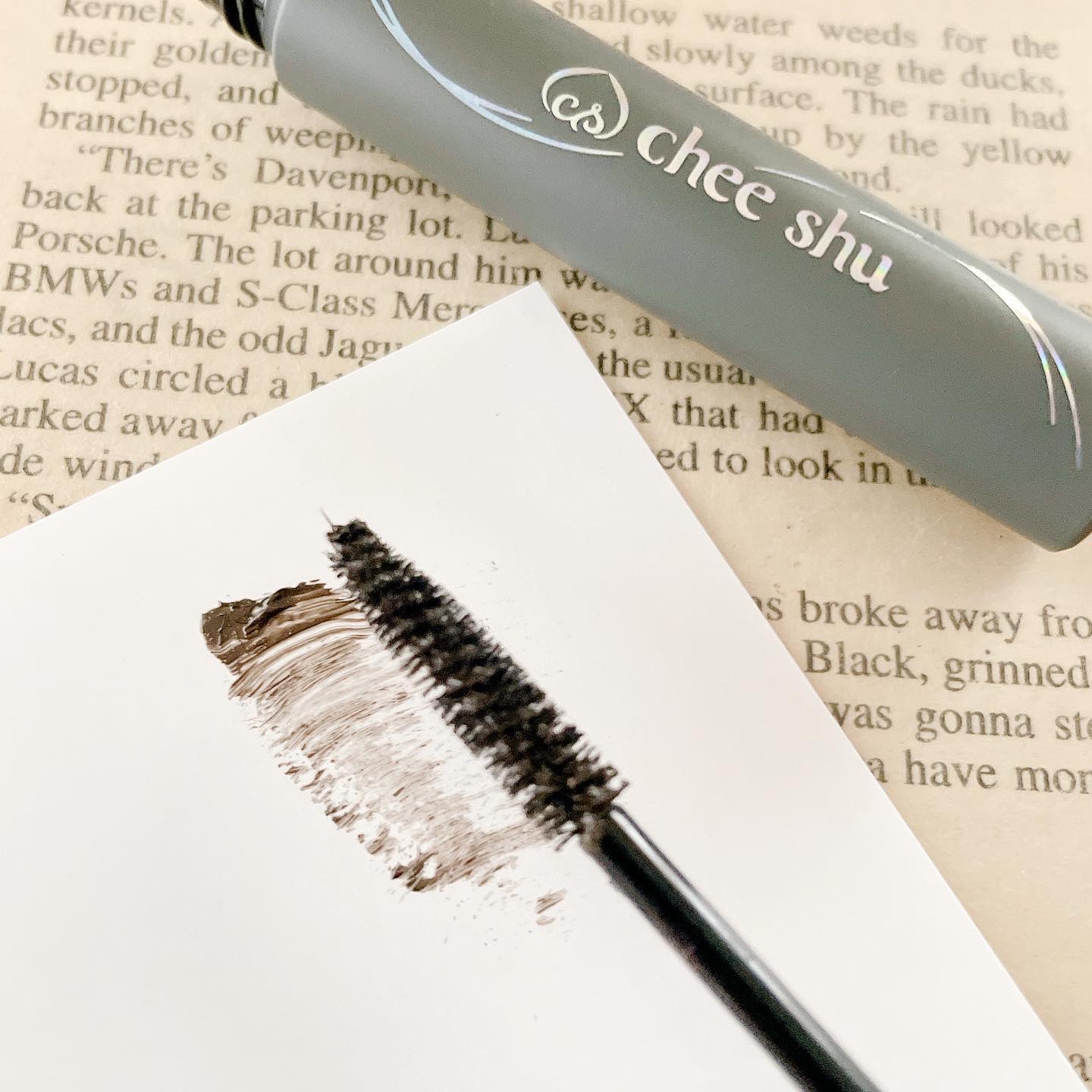 ヌーディズムマスカラ 02 ニュアンスアッシュ(アッシュ)/chee shu/マスカラを使ったクチコミ（3枚目）