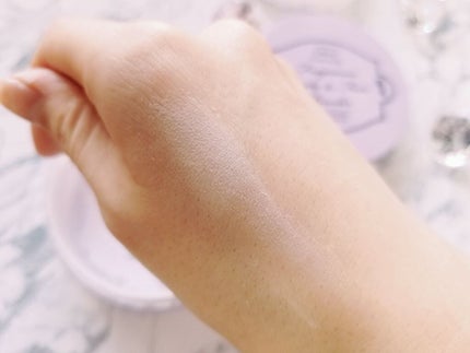 フレグランス ボディ&フェイスパウダー ラベンダー/Leivy/ルースパウダーを使ったクチコミ(3枚目)