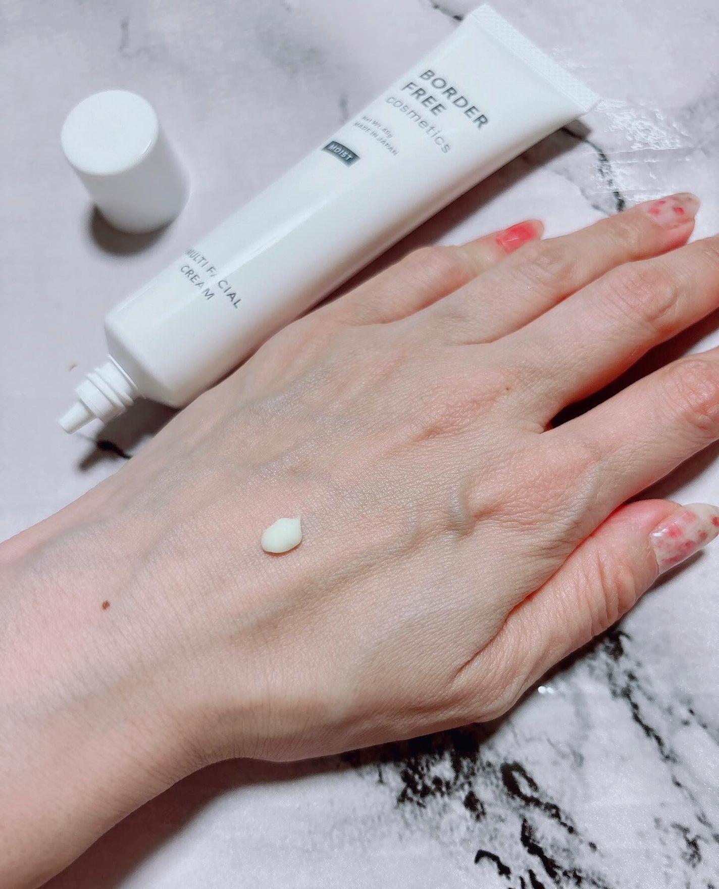 cherry on LIPS 「BORDERFREEcosmeticsから商品提供を頂きました..」(3枚目)