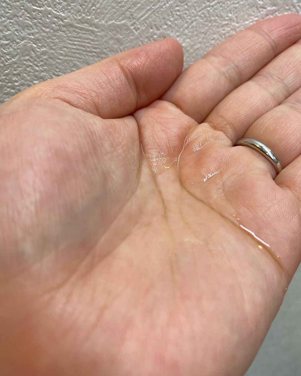 スタイリングオイル＜スムース&シャイン＞/COHARU/ヘアオイルを使ったクチコミ（2枚目）