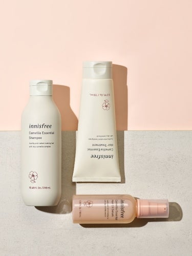 innisfree カメリア　ヘアトリートメントのクチコミ「\\NEW// カメリア ヘアケア シリーズ✨

保湿効果に優れたチェジュ島のカメリアオイ.....」（1枚目）