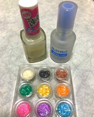 麦茶豆🐈‍⬛フォロバ100 on LIPS 「100円ネイルでセルフネイル💅アルミホイルにACクイックドライ..」（2枚目）