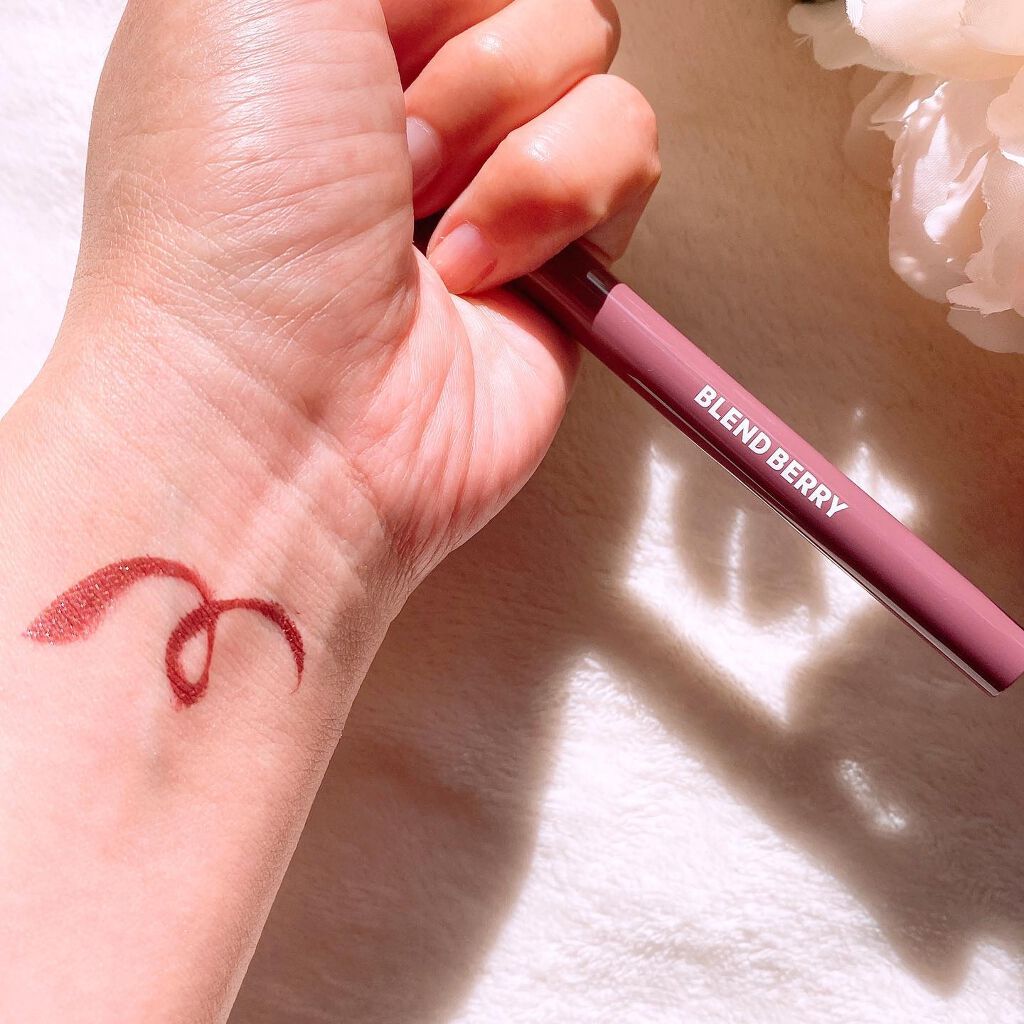 プレイフル リキッドアイライナー/BLEND BERRY/リキッドアイライナーを使ったクチコミ(2枚目)