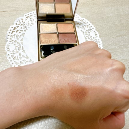 スキンモデリングアイズ/LUNASOL/アイシャドウパレットを使ったクチコミ(4枚目)