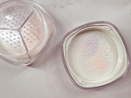 ステイフィクサーマルチカラーパウダー/wakemake/ルースパウダーを使ったクチコミ(2枚目)