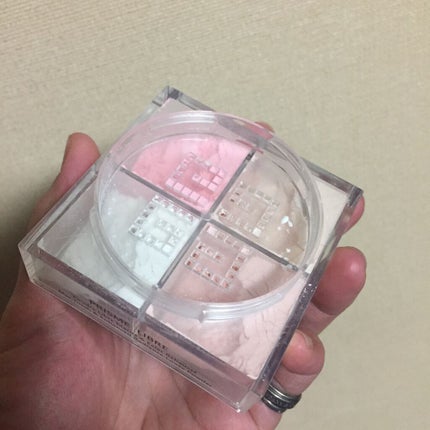 プリズム・リーブル/GIVENCHY/ルースパウダーを使ったクチコミ(2枚目)