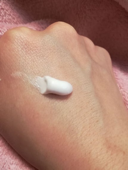 フレグランス ハンドクリーム リリークラウン/フェルナンダ/ハンドクリームを使ったクチコミ(2枚目)