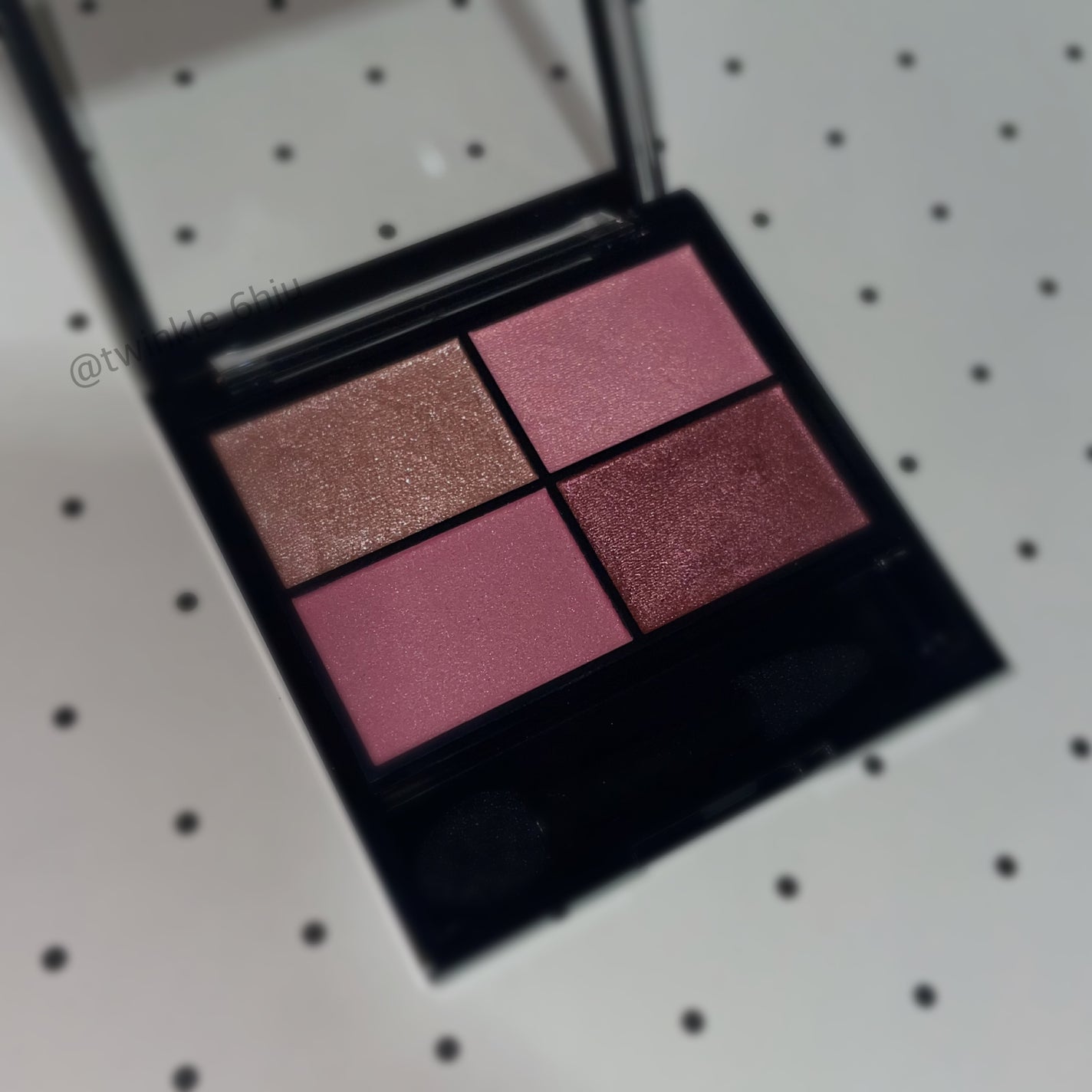 レブロン カラーステイ デイ トゥ ナイト アイシャドウ クアッド/REVLON/アイシャドウパレットを使ったクチコミ(1枚目)